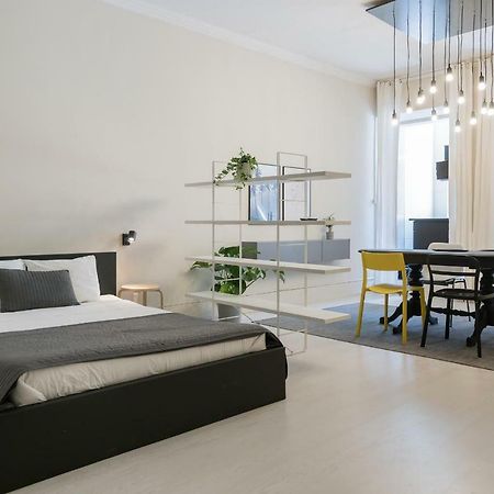 Baixa24 •P1L• Amplo Estudio Na Baixa Com Varanda OOporto Extérieur photo